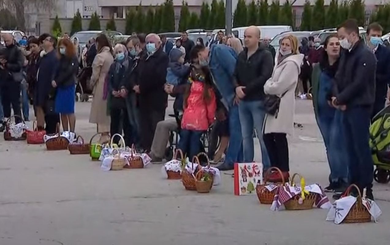 Не завжди доречно: Андре Тан розповів, які речі краще не одягати на Великдень-2024