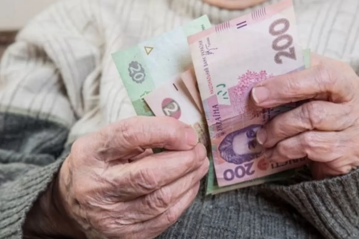 У пенсіонерів несподівана радість: два місяці поспіль їм даватимуть доплати – кому і скільки