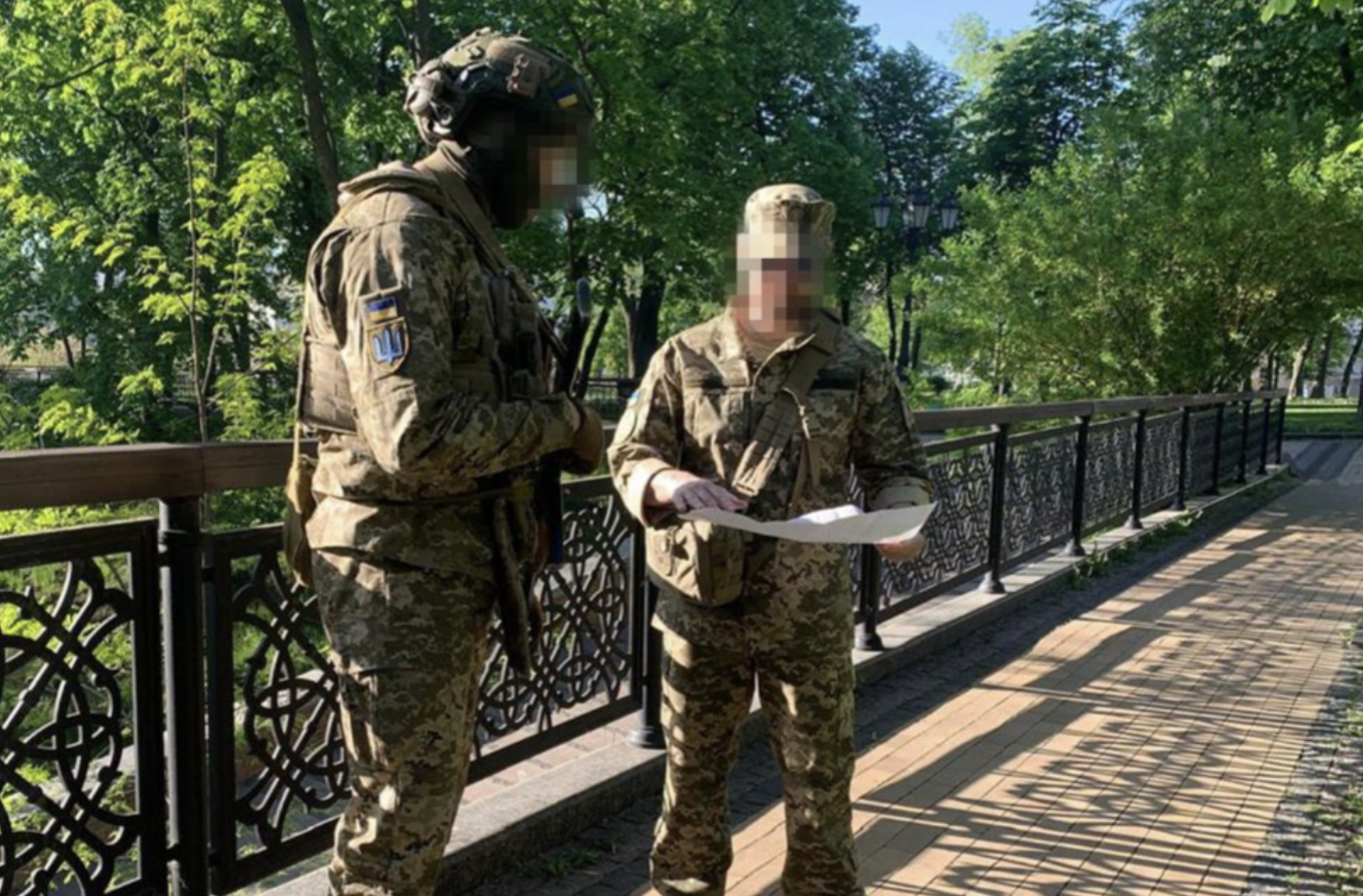 Усіх силовиків піднято : центр Києва – триває тотальна перевірка людей, офісів, машин