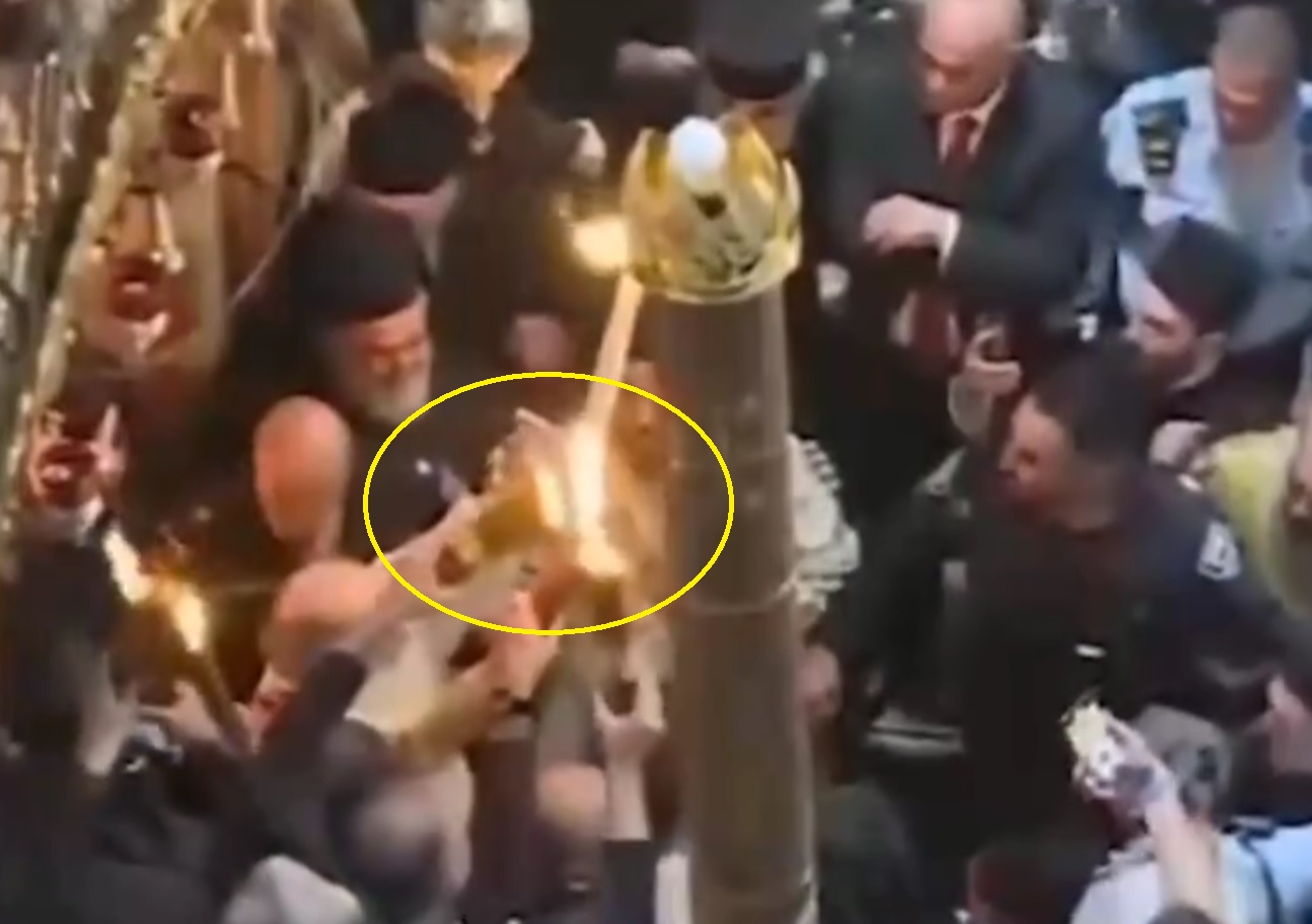 Що це? Щойно в Єруслалимі під час сходження Благодатного вогню сталося неймовірне. ВІдео вже по всіх ЗМІ