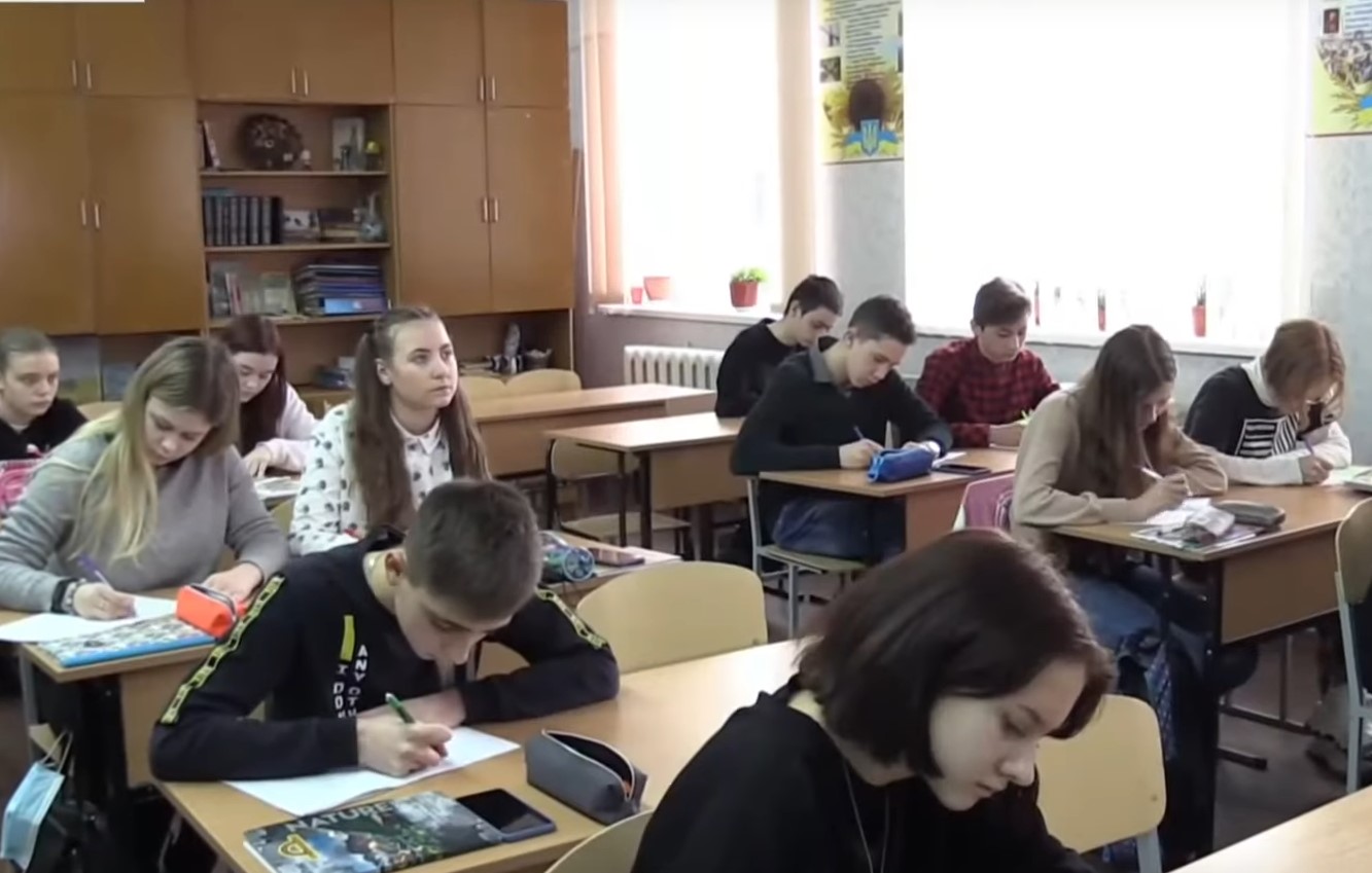 Такого ніхто не чекав: у школах надумали скасувати Історію України та Всесвітню історію