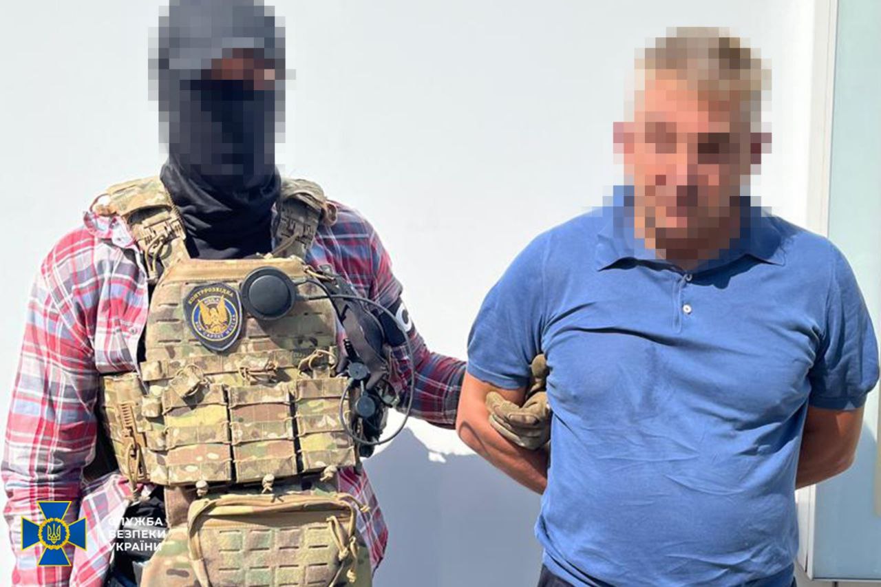 Готувалися ліквідувати Гордона: СБУ накрила елітну групу фсб у Києві – кадри