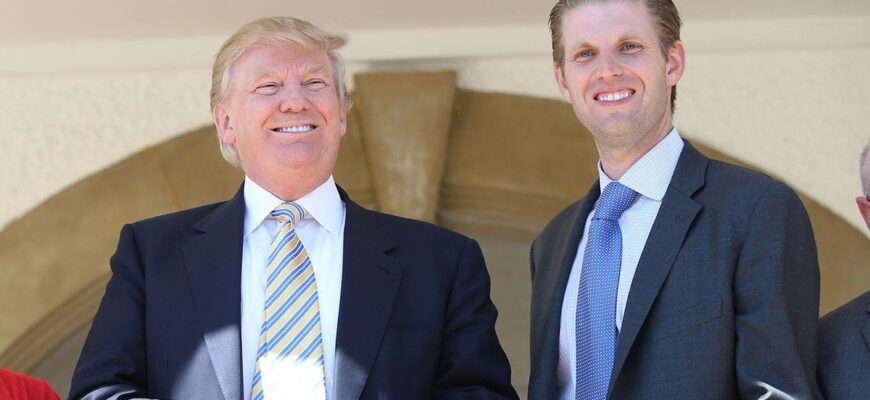 За кілька хвилин до виходу на сцену: син Трампа виклав фото батька за лаштунками