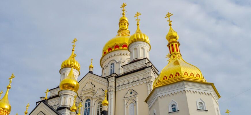 Гарно одягніться і завершіть всі справи! 8 грудня: церковне свято сьогодні, щоб потрібно обов’язково зробити в домі