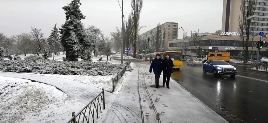 Ожеледиця, мороз та трохи снігу: синоптики попередили про курйози погоди на сьогодні