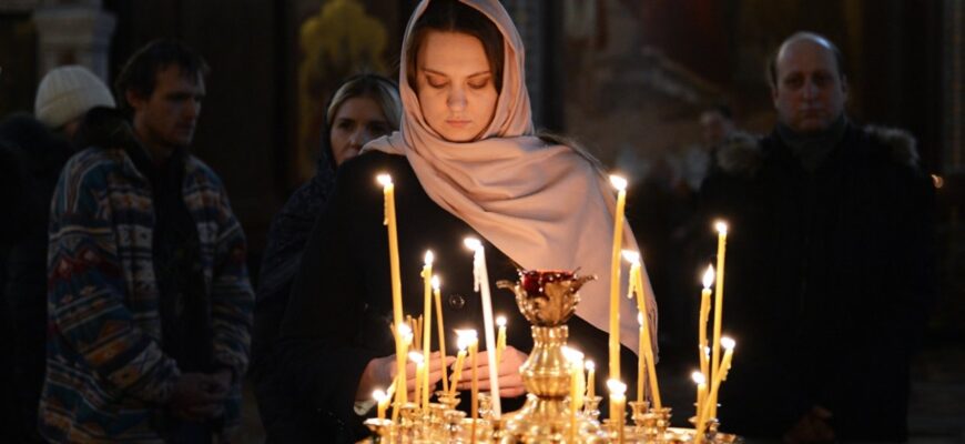 Гоніть гостей та придивіться до лелек: 18 березня, яке сьогодні свято, що категорично заборонено робити, кого привітати