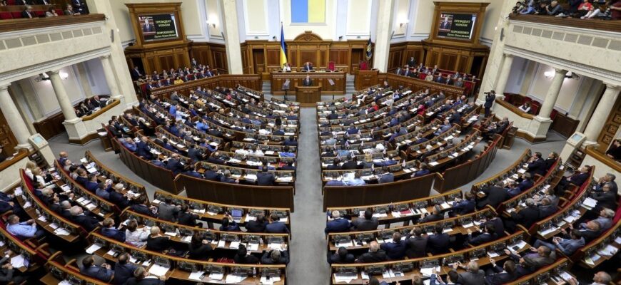 Громадянським дозволять зброю: закон уже в Раді, щонового нас чекає