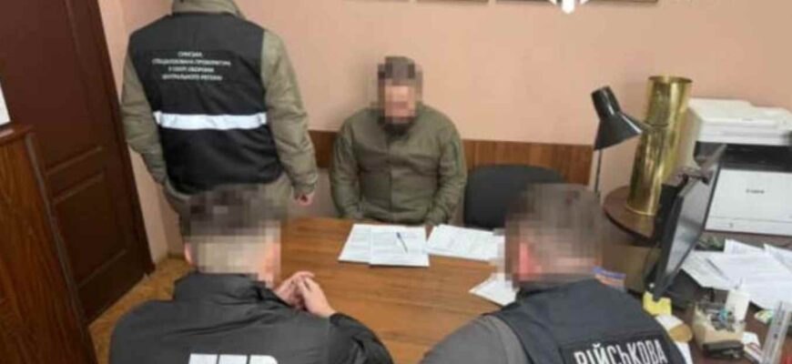Оце так! Боєць-ігроман продав прилади нічного бачення і спустив гроші… в онлайн-казино Оце так! Боєць-ігроман продав прилади нічного бачення і спустив гроші… в онлайн-казино