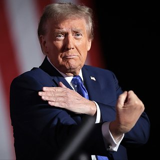 Трамп заявив, що Україну чекає політична перестановка