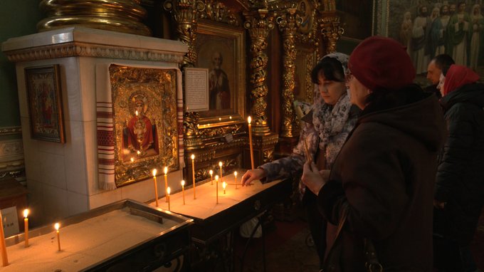 “Ось що треба робити в Страсний тиждень, а не мити вікна”: священник звернувся до вірян з важливою заявою
