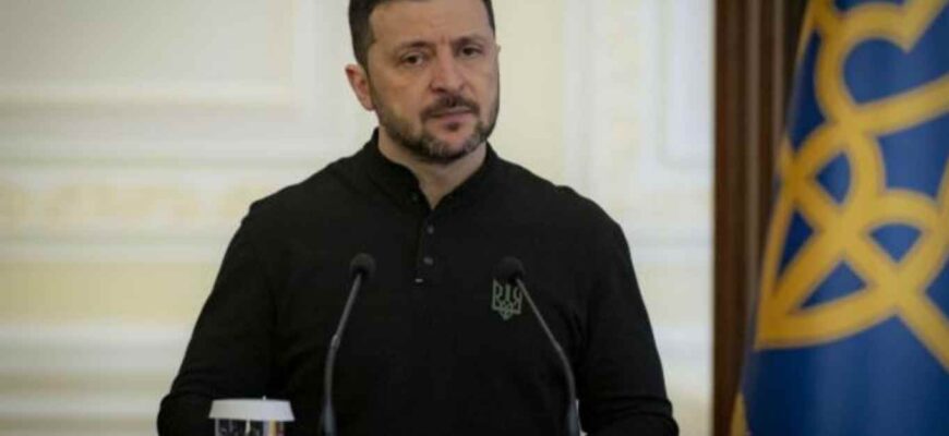 “Fox News варто транслювати не служби з Москви”: Зеленський розповів про нові порушення перемир’я від армії РФ “Fox News варто транслювати не служби з Москви”: Зеленський розповів про нові порушення перемир’я від армії РФ