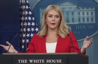 У Білому домі терміново виправдались після випаду Трампа на адресу Зеленського через Крим