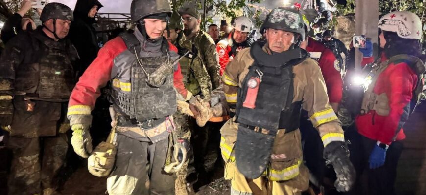 Масштабна атака по Запоріжжю та Сумщині, заява про завершення війни: що трапилося в Україні в ніч проти 7 травня