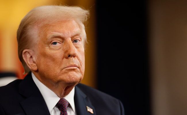 Трамп хоче зупинити вlйну вже в понеділок! Що зроблять у США