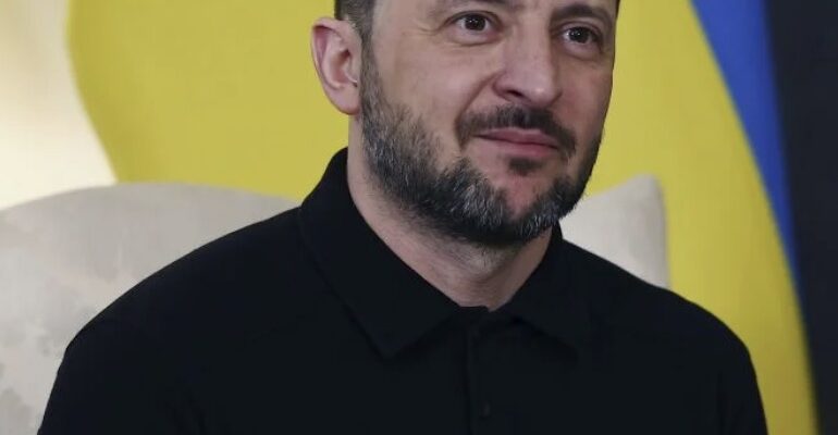 Кому з політиків українці довіряють найбільше: який рейтинг у Зеленського