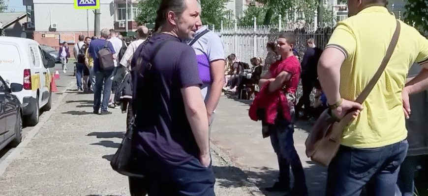 Мобілізація 50+: що готують ТЦК вже з 1 червня, кому доведеться прощатися з сім’ями