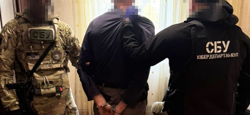 СБУ затримала агента ФСБ на Хмельниччині: він стежив за авіацією ЗСУ на Західній Україні