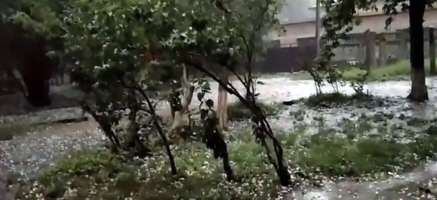 Шквальна спека до +36, грозові дощі та град: синоптики попередили, як здичавіє погода вже завтра