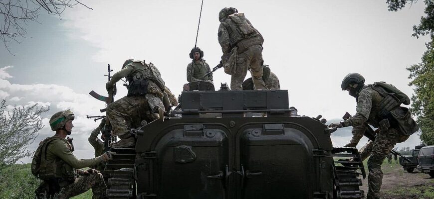 Це кінець війни: рф хоче віддати заморожені активи на відновлення України, що натомість