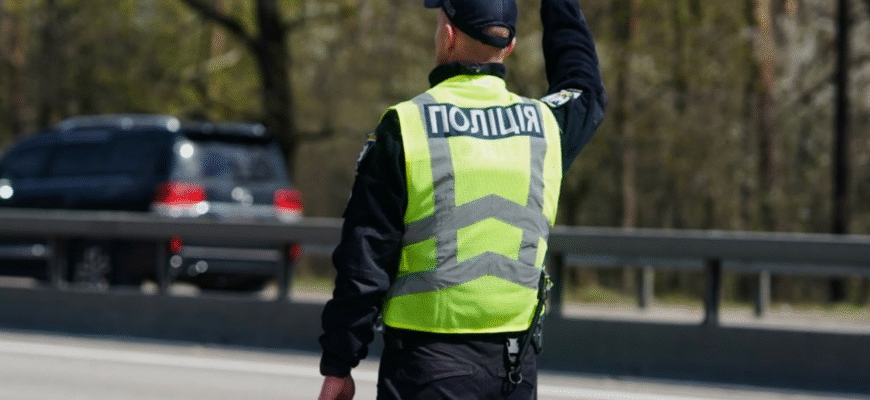 Вліплять штраф до 1700 грн і заберуть права: якщо цього немає у машині, у водія великі проблеми