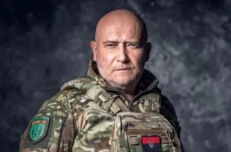 “Завжди будь з Богом, вірно служи Україні…”: Дмитро Ярош дав настанову сину-випускнику (фото)