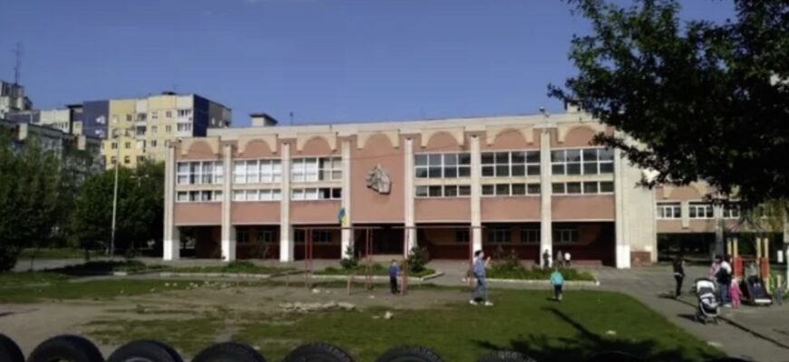 Діти слухали пісні російського репера в туалеті ліцею: У Львові батьки школярів отримали штрафи