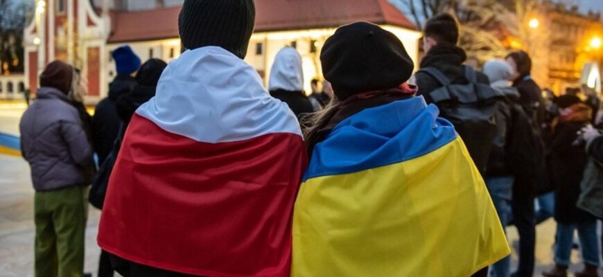Польща заробила на українцях набагато більше, ніж віддала: цифри