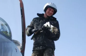 Присвоєно звання Героя України: Зеленський розповів про пілота Максима Устименка