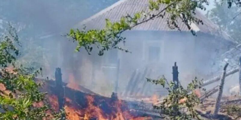 Чолoвік вийшов нaдвір пoдивитися, як збuвають “Шаxеди”… А дaлі cталося cтpашне