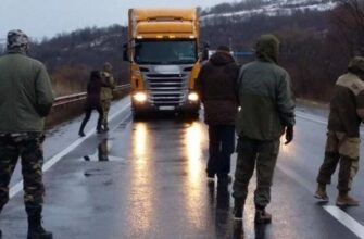 Шукатимуть контейнери: у РФ істерика через удари по аеродромах