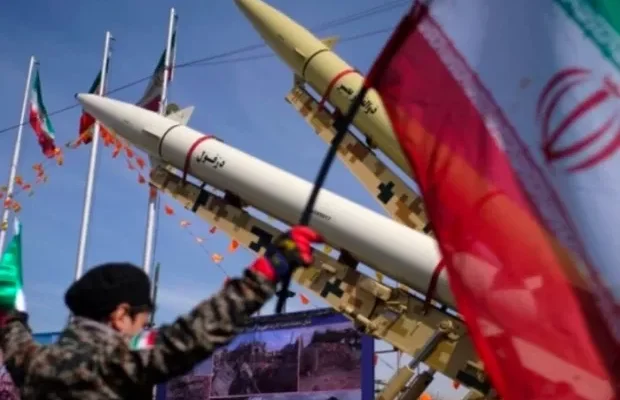Іран розпочав операцію “Башарат аль-Фатх” проти військових баз США в Катарі (відео)
