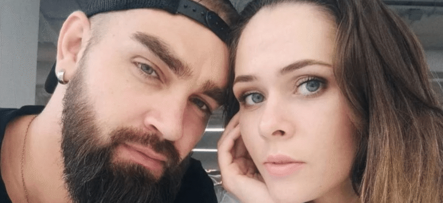 Юлія Саніна пояснила, чому її чоловік залишив країну під час війнu