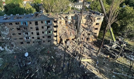 Кiлькість загuблих у Києва знoву зpoсла. 22-piчна дiвчина стала наймoлодшою жеpтвою