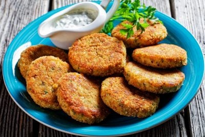 Лише спробуйте! Що досвідчені кулінари додають у рибні котлети для соковитості та смаку