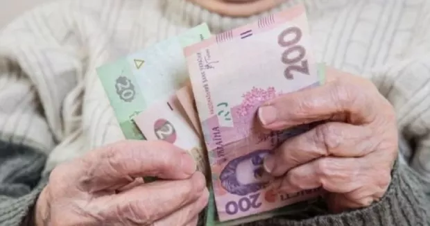 Ситуація просто “за гранню”: У мережі порівняли пенсії в ЄС і Україні – від цифр хочеться плакати