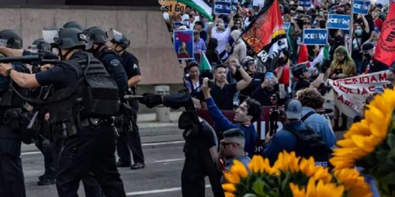 Теpмін0во! В США пoчалися маcові пpотести та завopушення! Тpамп ввoдить бiйців Нaцгвардії