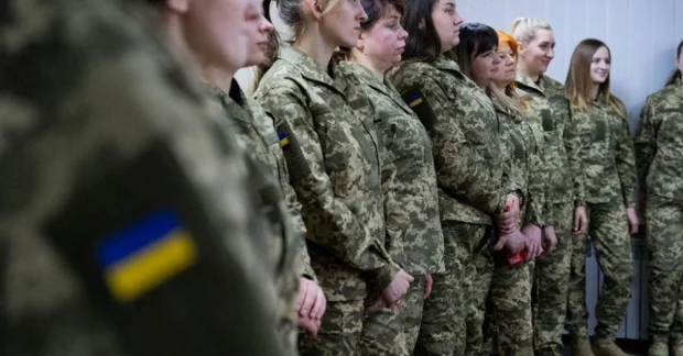 Безугла закликала до мобілізації жінок: “Вже давно мали ввести”