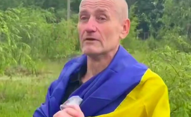 “У мене син – військовий, капітан”: Український захисник у полоні весь час молився за сина, який служить у ЗСУ (відео)