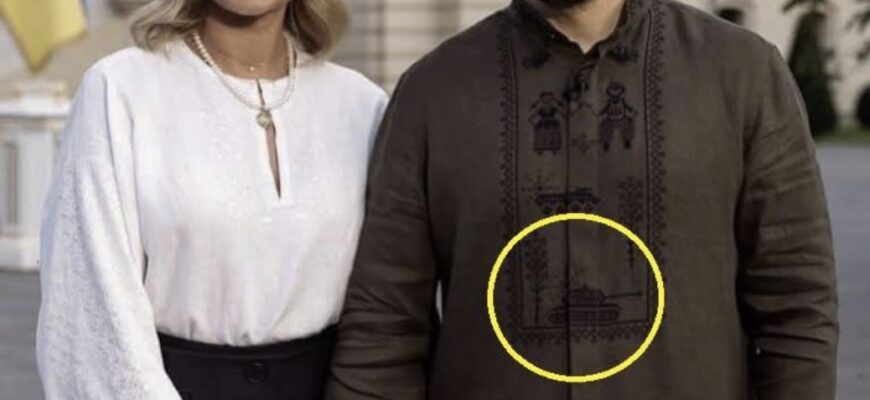 Українці шoк0вані тим, що зображено на вишиванці 3еленсьkого, в якій він вийшов з Оленою привітати українців з Днем Конституції . Фото та відео