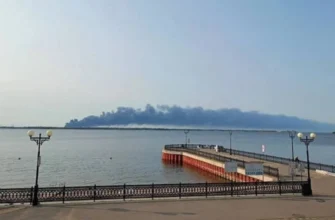 В Енгельсі горить третій день: влада каже, що “все нормально”, хоча видно – не дуже. ВІДЕО