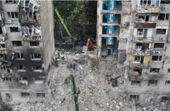 З укриття повернулись додому і загuнули: у Києві жінка втратuла двох синів