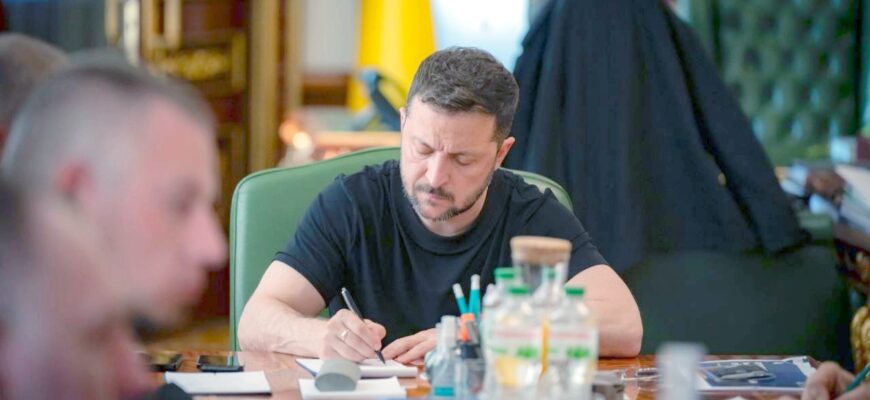 Зарядіть все, що можна: Зеленський терміново звернувся до українців – будуть удари