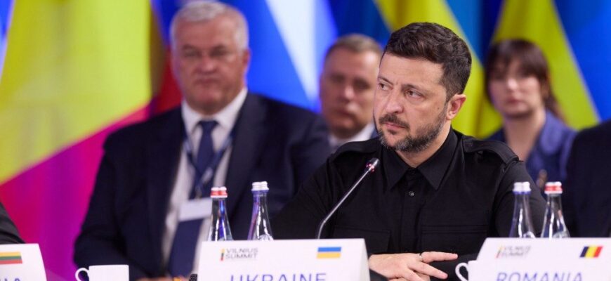 “Росlя має відчути ціну своїх втрат”: Зеленський виступив на саміті у Вільнюсі