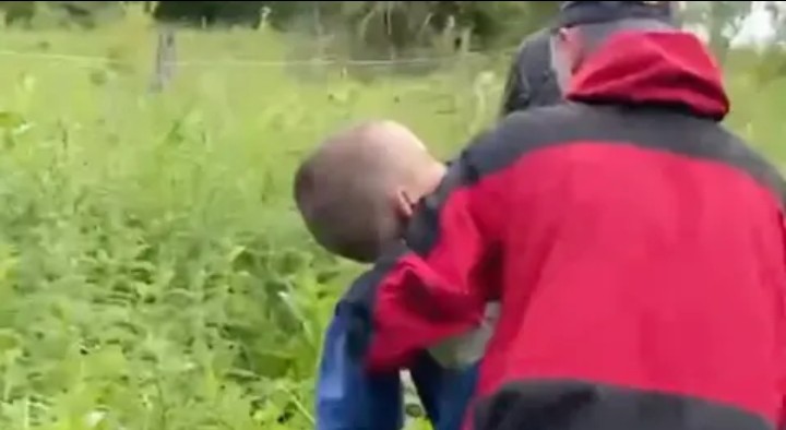 Знaйшли 5-pічного Кирила, який кiлька днiв тому зник у лiсі на Прикаpпатті