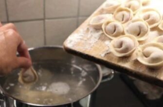 Як правильно варити пельмені, та що потрібно додавати у воду крім солі