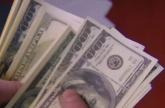 Звідки у вас долари: в українців почали вимагати пояснення під час обміну валюти