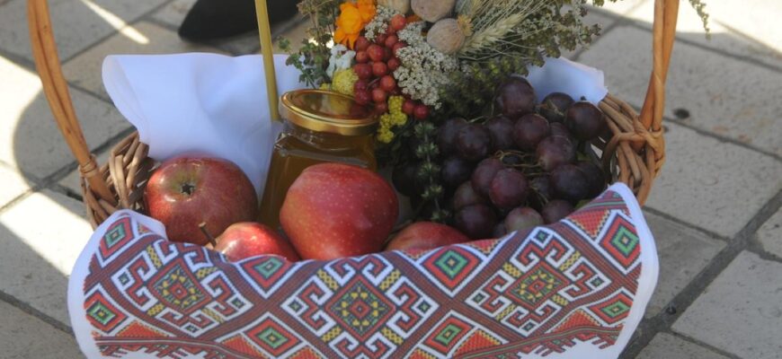 Які 5 продуктів не можна святити на Яблучний Спас: це великий гріх