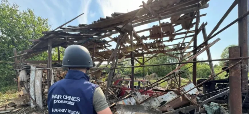 Безпілотники вдарили по Харківщині: горіли склади, загинула людина. ВІДЕО