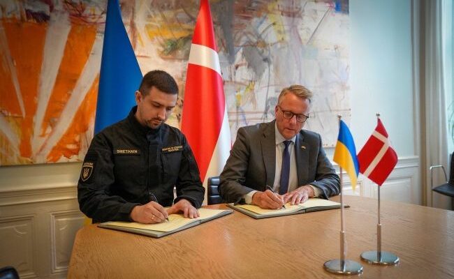 Україна підписала першу угоду про виробництво зброї в Європі