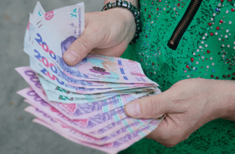 Українці з середньою зарплатою не отримають обіцяної середньої пенсії